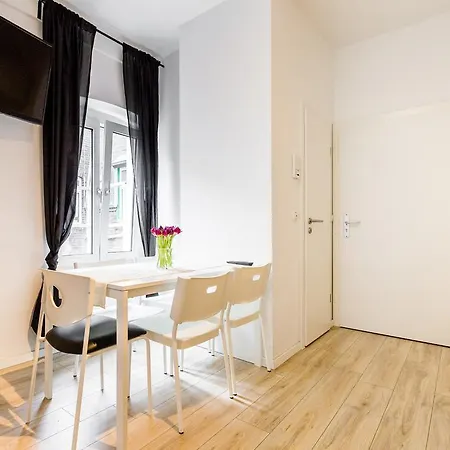 Messe- Und Monteurunterkunft Koeln * Cologne